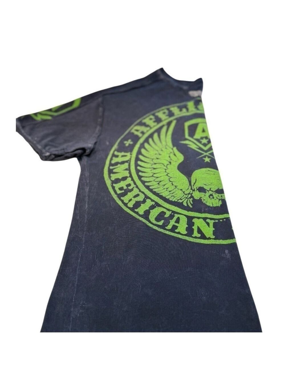 Affliction Men's Graphic T-Shirt Large Neon Green Skull Wings - Picture 11 of 13